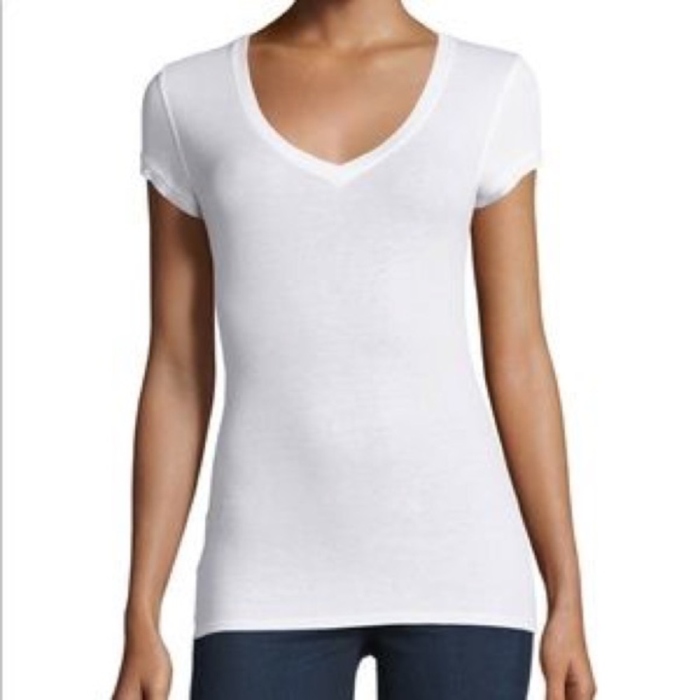 BCBG T-shirt